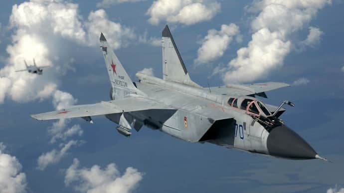 В Україні втретє за день оголосили тривогу через МіГ-31К