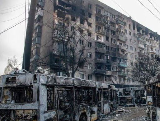 Крематорії та жорсткі бої за Маріуполь. Радник мера розповів, що відбувається у місті