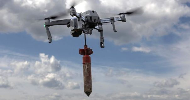 Росіяни дроном атакували автобус на Сумщині: відомі наслідки