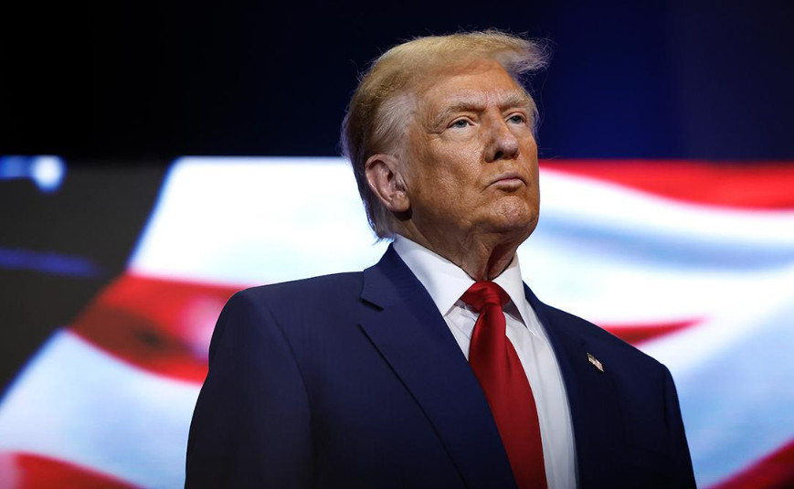 Трамп заморозив усю військову допомогу Україні, - ЗМІ