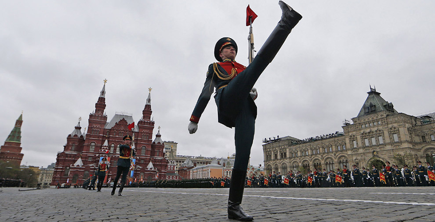 У Москві під час репетиції параду "ліг" мобільний зв’язок