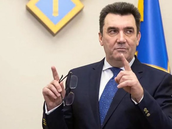 «Забирайте собі». РНБО відповіла на пропозицію Німеччини розмістити мігрантів в Україні