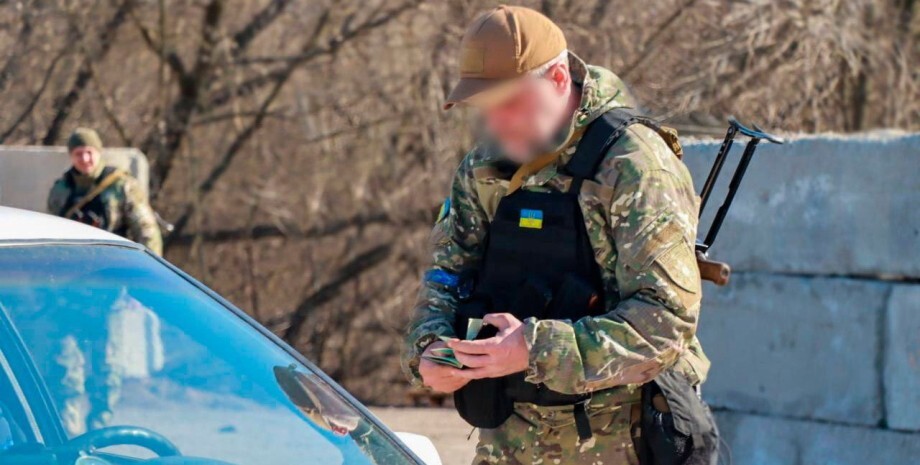 Мати при собі документи - це нормально. На Львівщині роз'яснили вимогу для військовозобов'язаних
