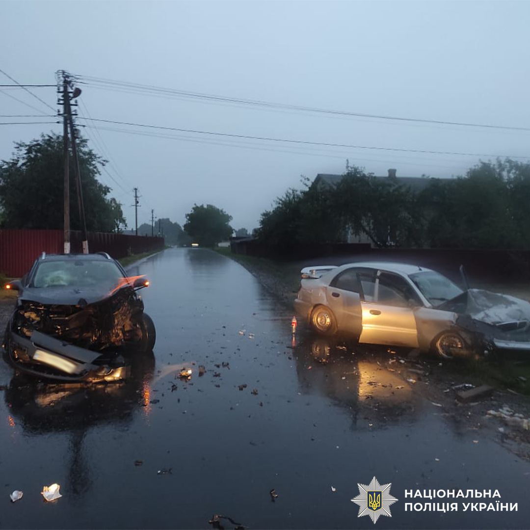 П'яний водій спричинив ДТП на Львівщині: четверо потерпілих, серед них 16-річна дівчина (фото)