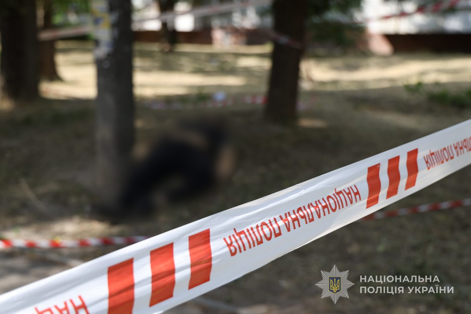 У Запоріжжі серед білого дня застрелили чоловіка – поліція розшукує нападника
