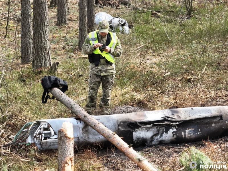 "Іскандер" і Х-55: на Рівненщині показали уламки збитих сьогодні російських ракет