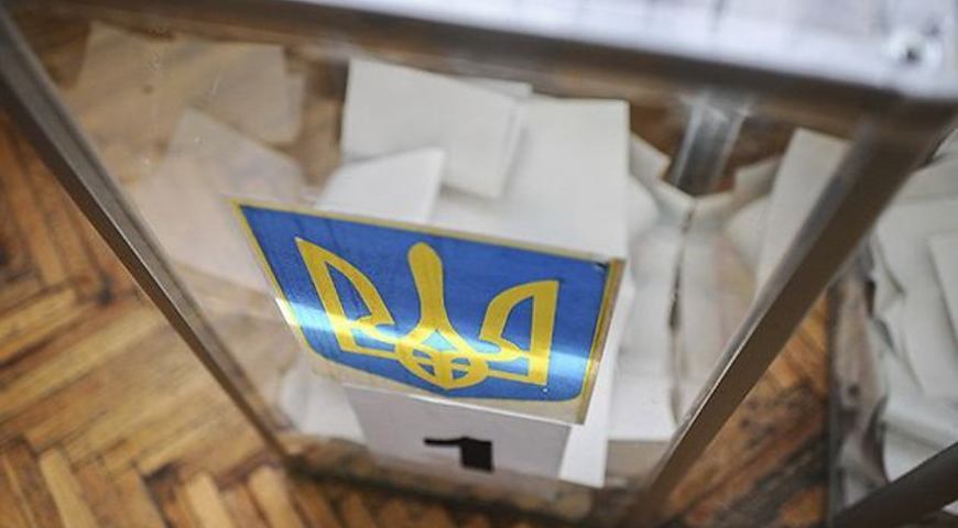 Вісім партій долають бар’єр до Верховної Ради. Нове опитування від «Рейтингу»