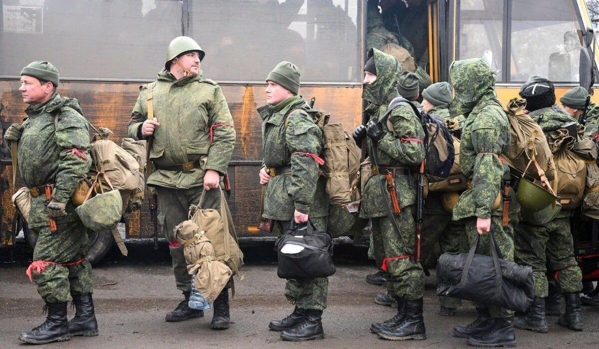 «Що там Путін-сука?» Окупанти сумніваються у можливостях російської армії