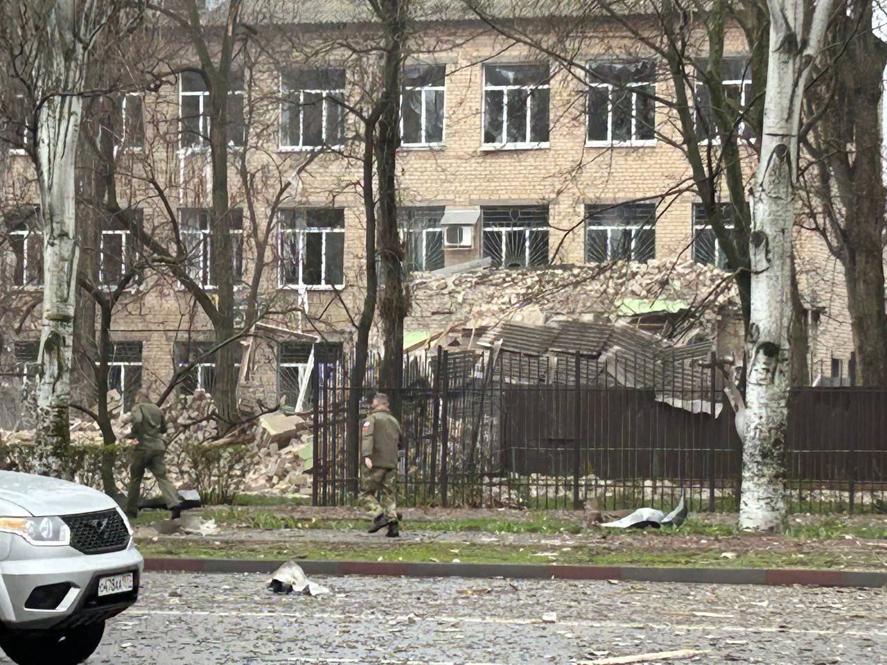 Тиждень розпочався з вибухів. В окупованих Маріуполі та Мелітополі «нічого не відбувається»