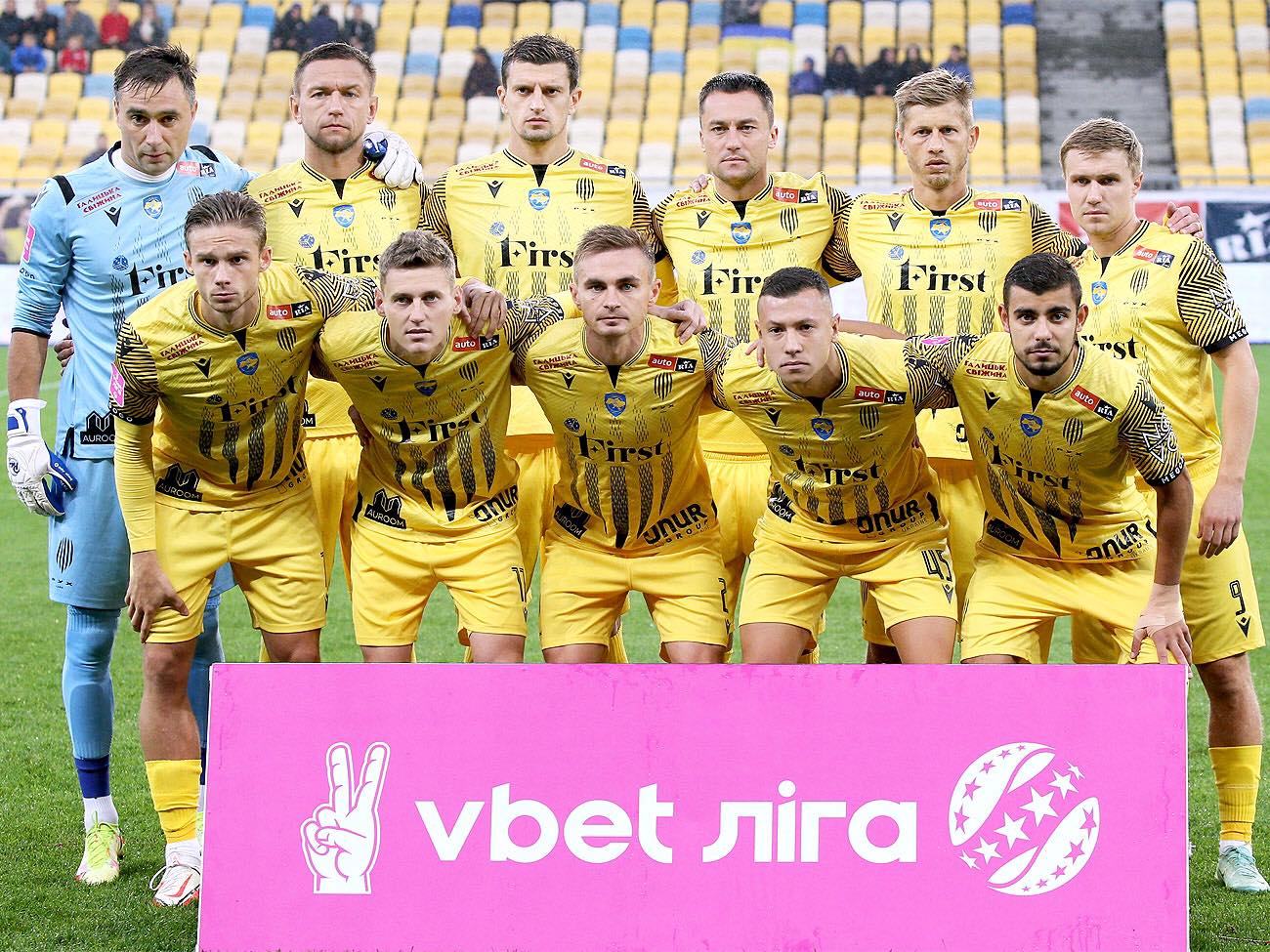 «Рух» перемагає у львівському дербі. Післяматчеві емоції гравців і тренерів команд. Наживо
