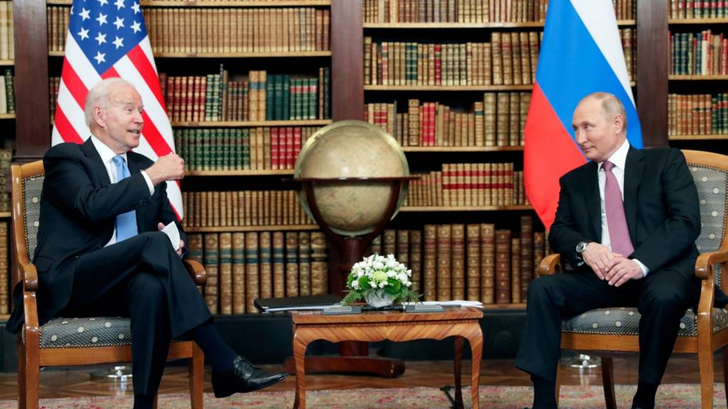 Байден говоритиме з Путіним про Україну наступного тижня