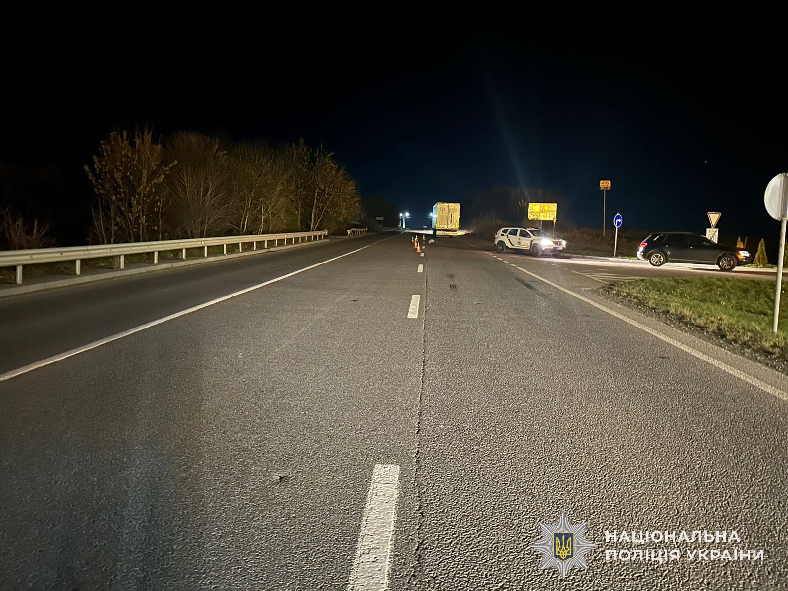 На Львівщині вантажівка на смерть збила пішохода