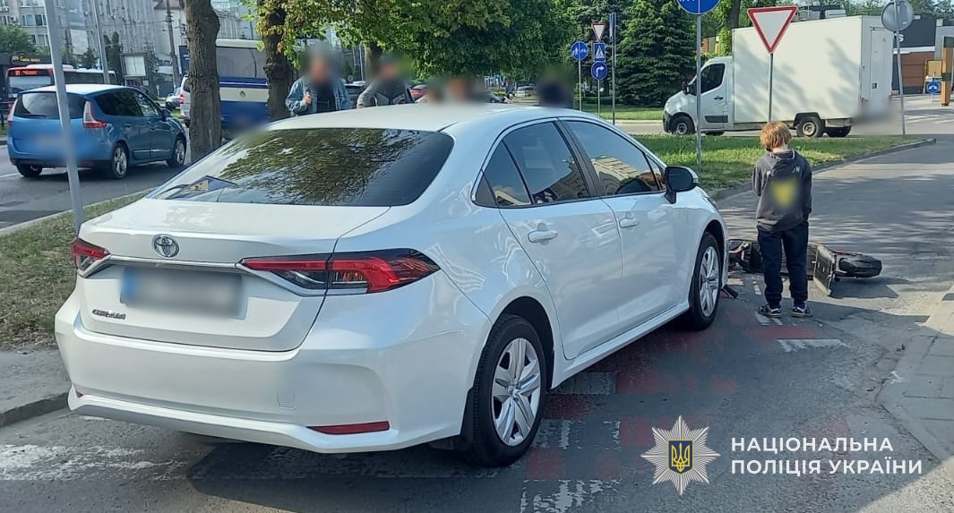 У Львові двоє дітей опинилися в лікарні після ДТП