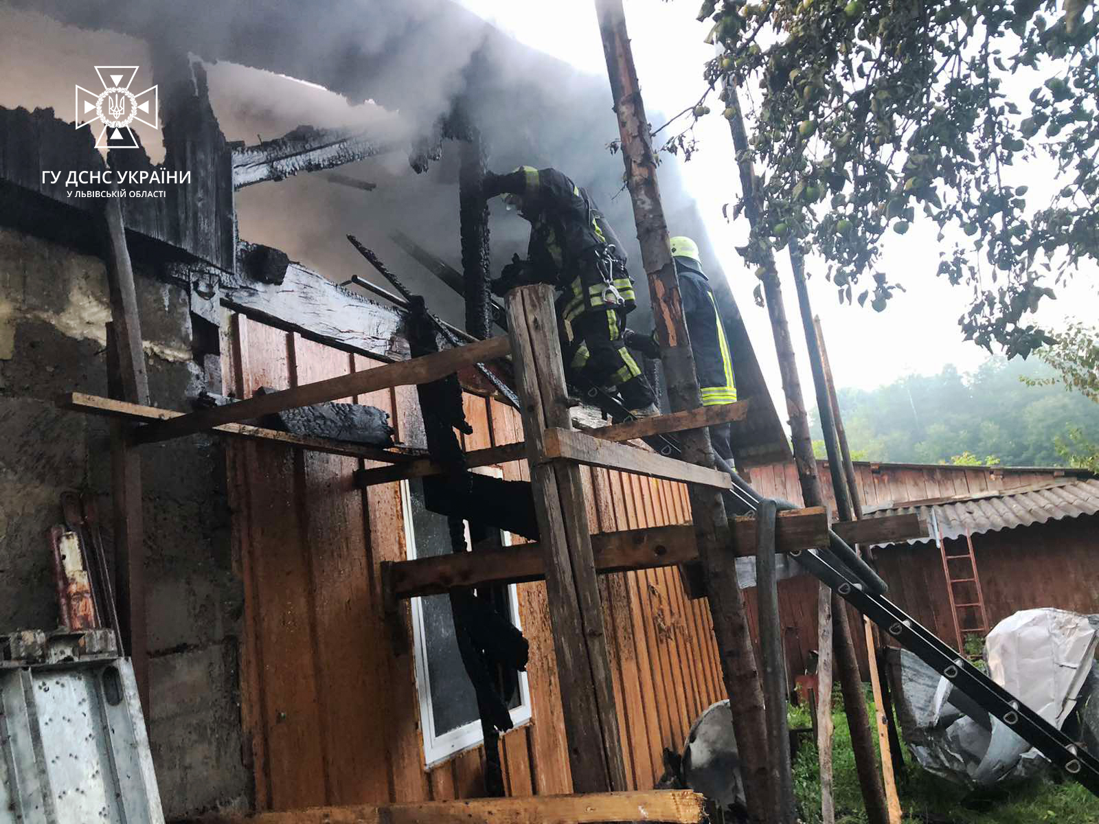 На Львівщині чоловік згорів у власному будинку
