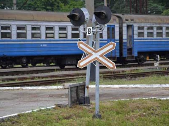 Трагедія на колії: електропоїзд на Львівщині наїхав на пенсіонерку