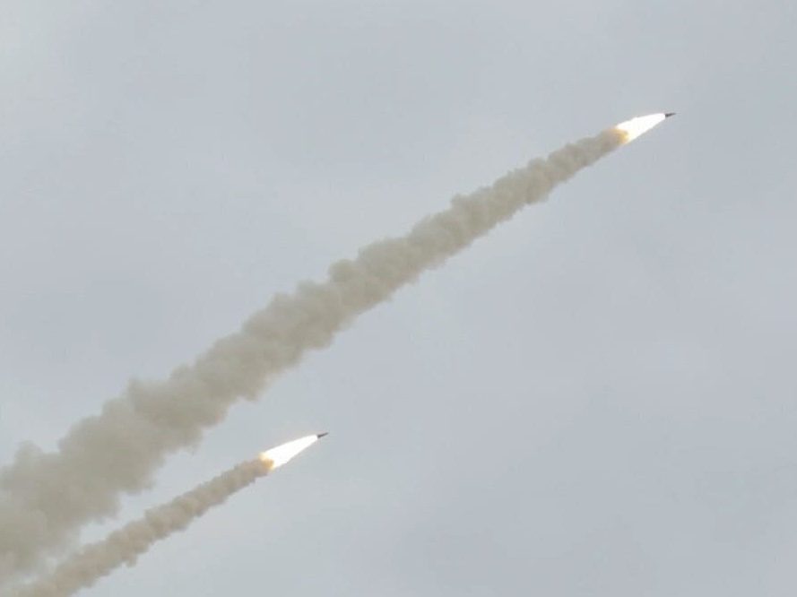 Росіяни вдарили ракетами по Запорізькому району: загинув чоловік, семеро людей поранено