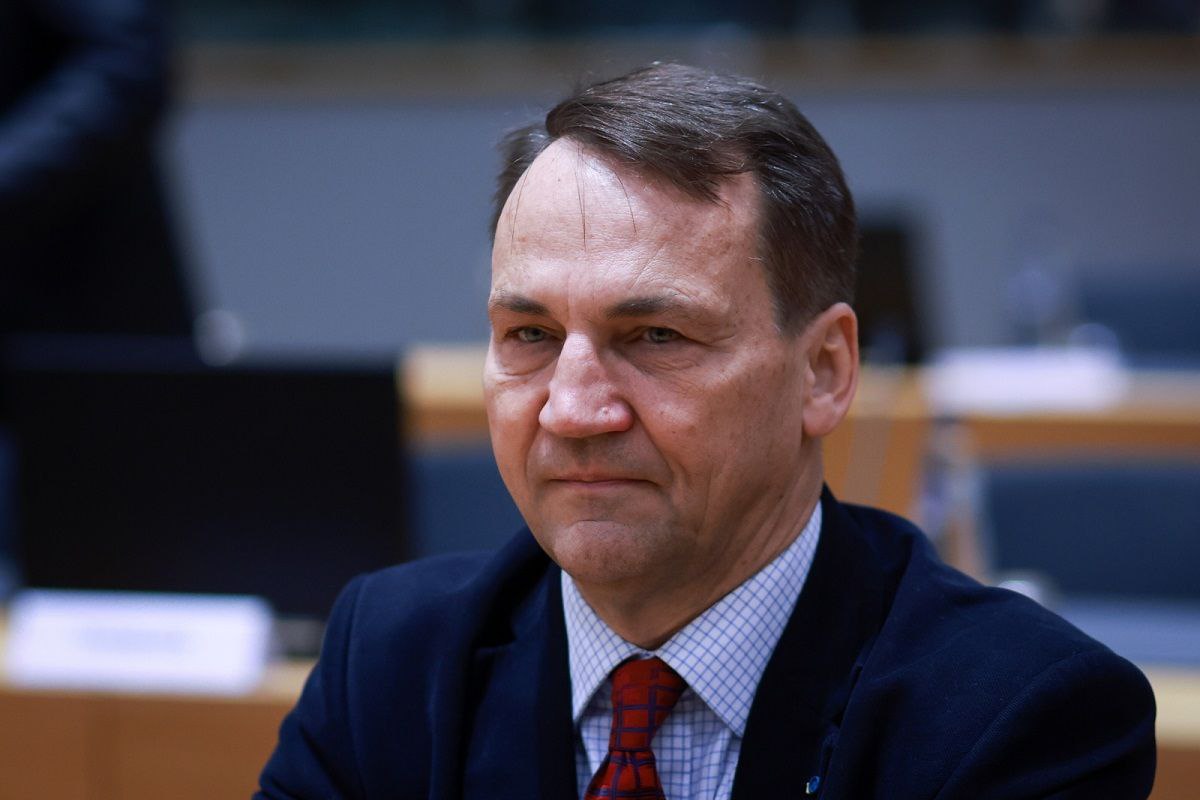 Європейські країни не створюватимуть єдину армію, – Сікорський