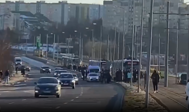 У Львові трамвай збив жінку: що відомо (фото)