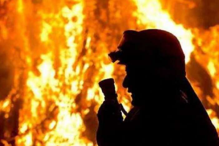 На Львівщині ввечері спалахнув магазин: є перше відео