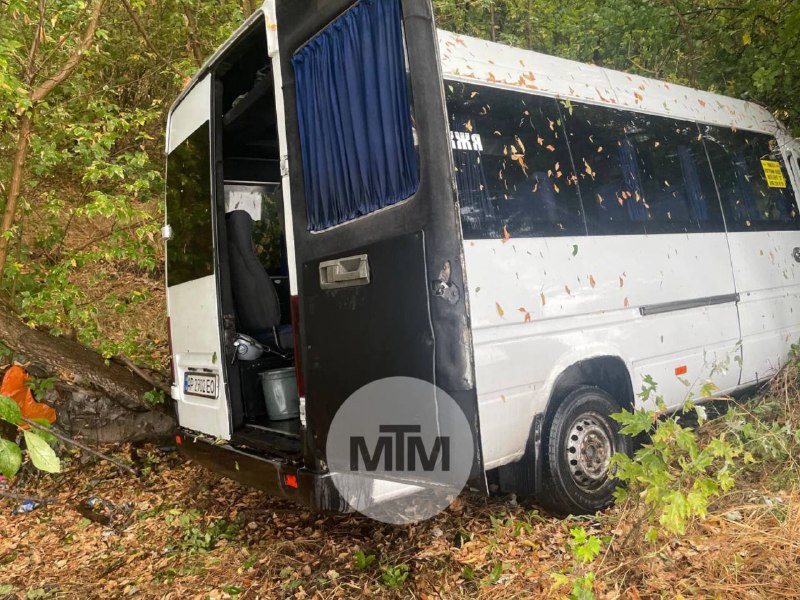 У Запоріжжі перекинулася маршрутка с пасажирами