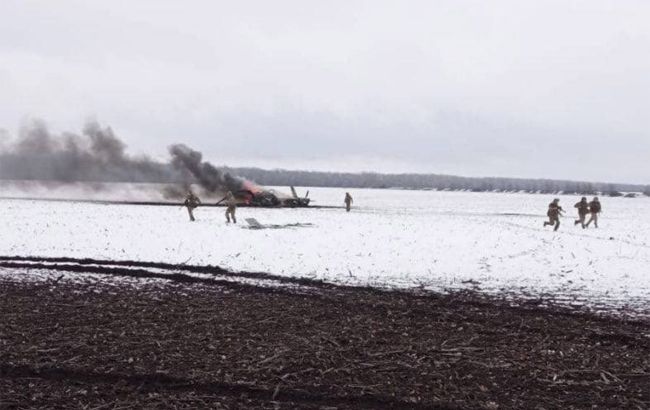 Українська армія збила російський гелікоптер Мі-8