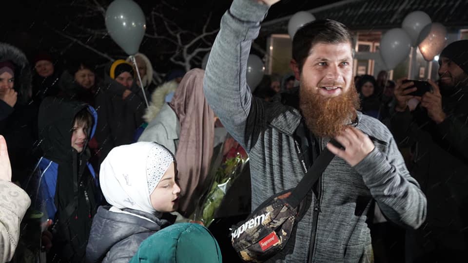 Окупанти в Криму відпустили з-під варти відомого активіста