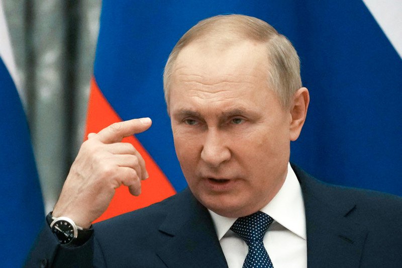У Росії вимагають порушити кримінальну справу проти Путіна