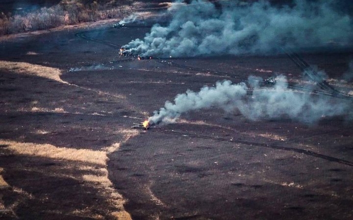 Ліквідували майже 900 окупантів, знищили 37 броньовиків. Оновлені дані про втрати ворога