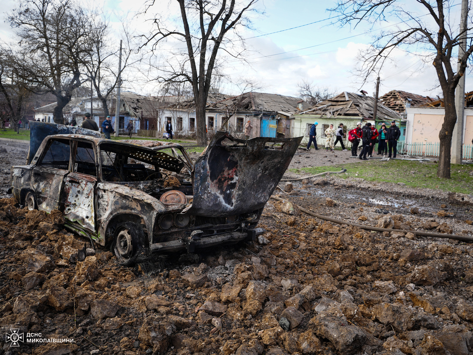 Росіяни вдарили по Миколаєву балістикою, є потерпілі. Оновлено (від 14:41)