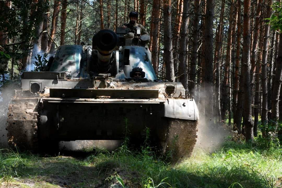 Ворог атакує і хоче знищити наше військо біля Куп'янська, - Сирський
