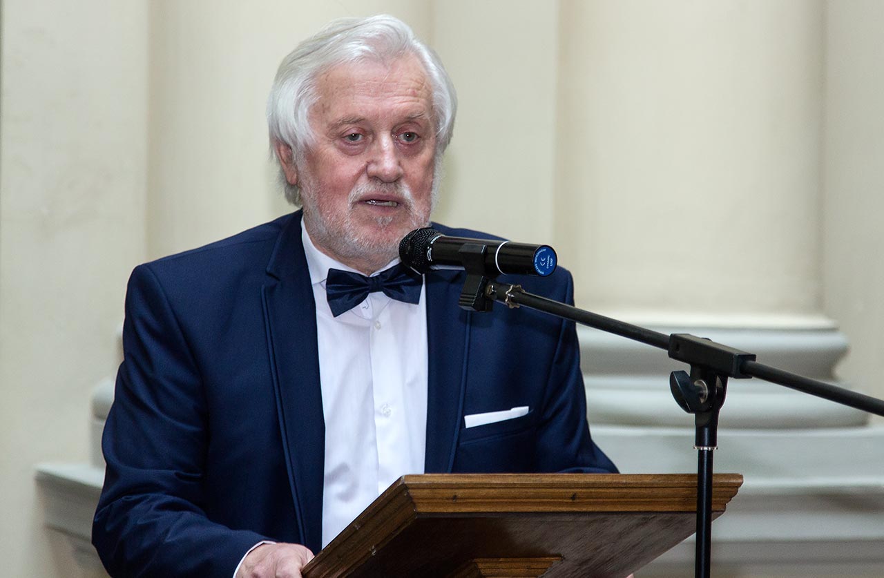 Помер народний художник України Мирослав Откович