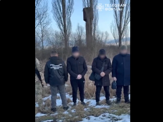 На Закарпатті четверо порушників намагалися незаконно перетнути кордон