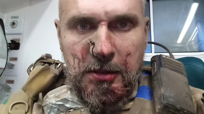 Бредлі врятував життя. Режисер Сенцов потрапив під обстріл на фронті