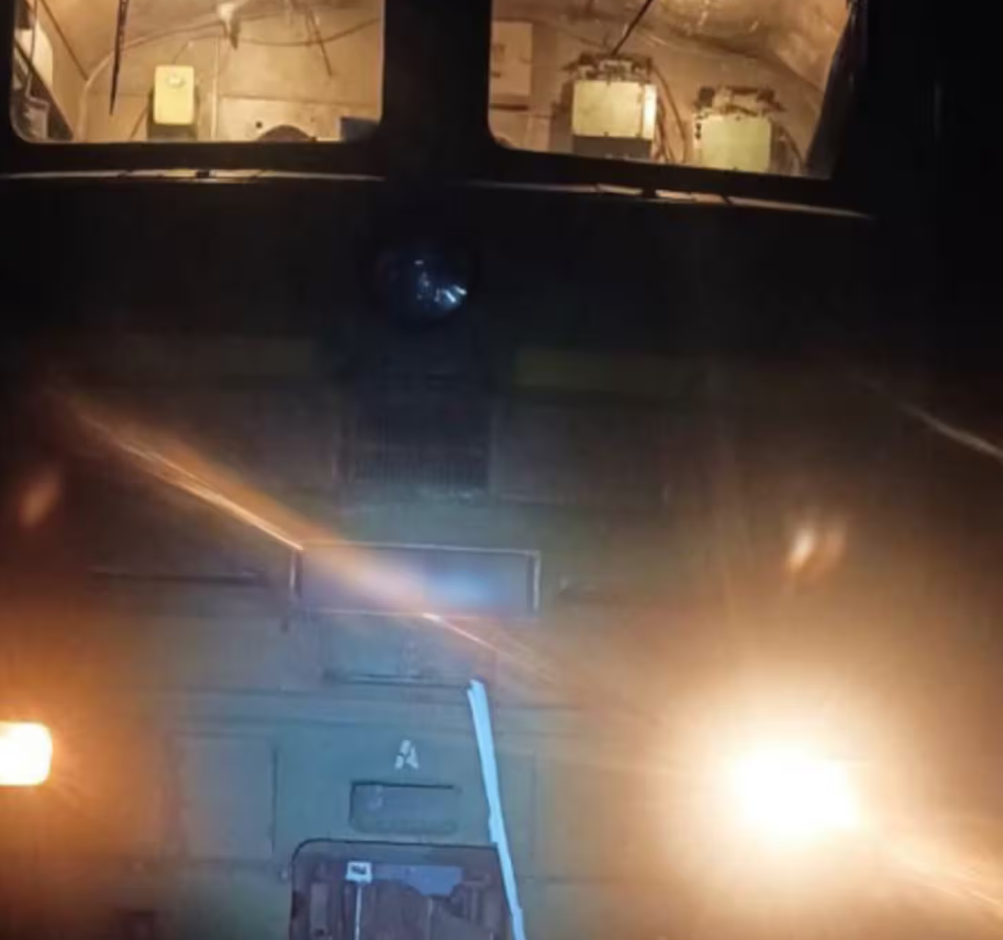 Поліція встановлює особу військового, який загинув під колесами поїзда (фото)