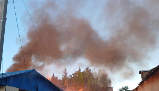 Російські війська із «Смерчів» обстріляли селище Борова на Харківщині