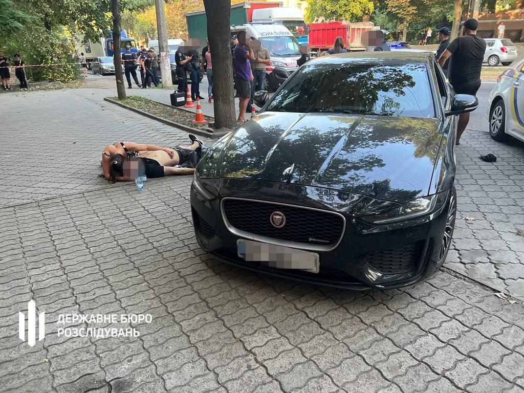 Чи потрібні поліцейським тайзери: ексрадник МВС про стрілянину у Дніпрі