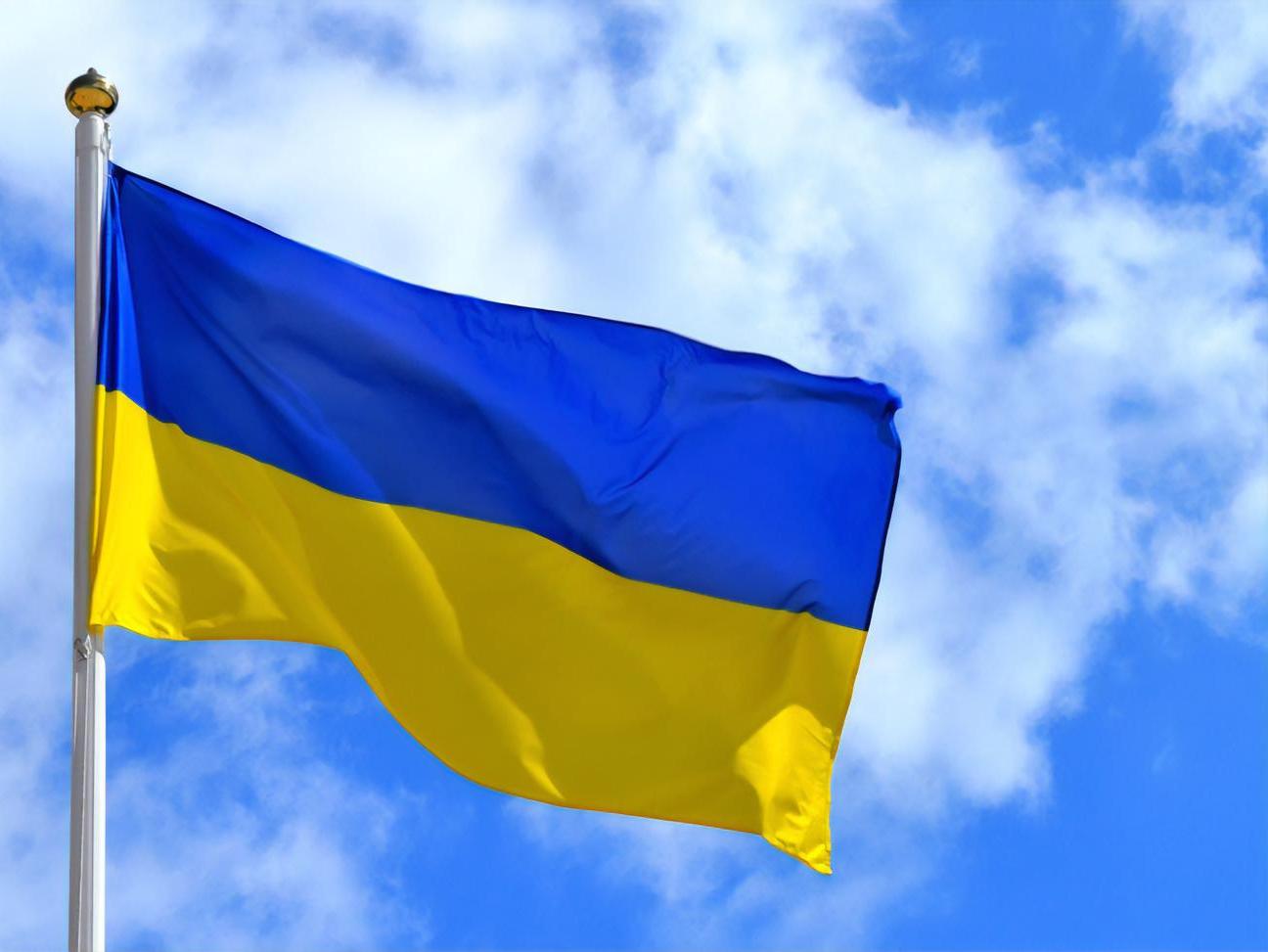 Мобілізація патріотів. Українці у фейсбуці запустили синьо-жовтий флешмоб