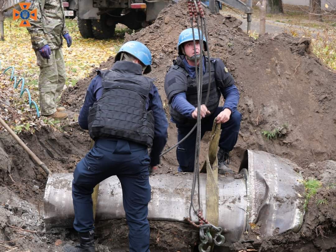 Влада попередить. Данілов порадив українцям не жити в очікуванні ракетних обстрілів