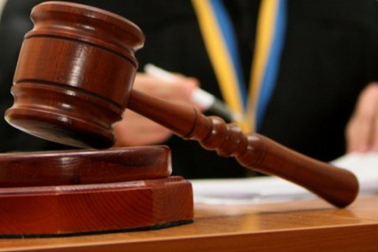 Побив дитину на шкільному подвір’ї: на Львівщині чоловік отримав вирок за хуліганство