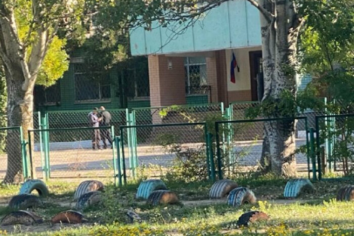 Полюють на виборців. Як проходить другий день «референдуму» на Херсонщині