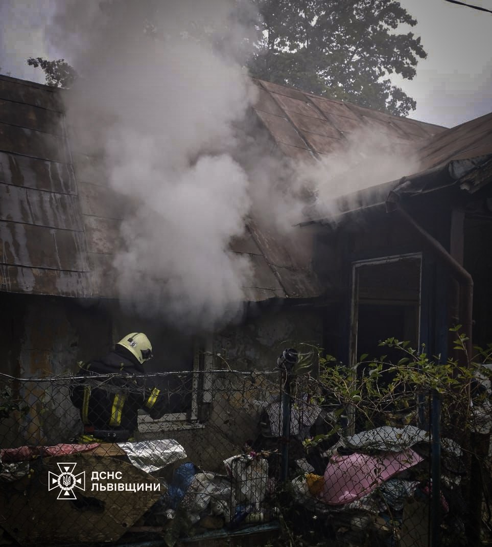 На Львівщині у пожежі загинула жінка