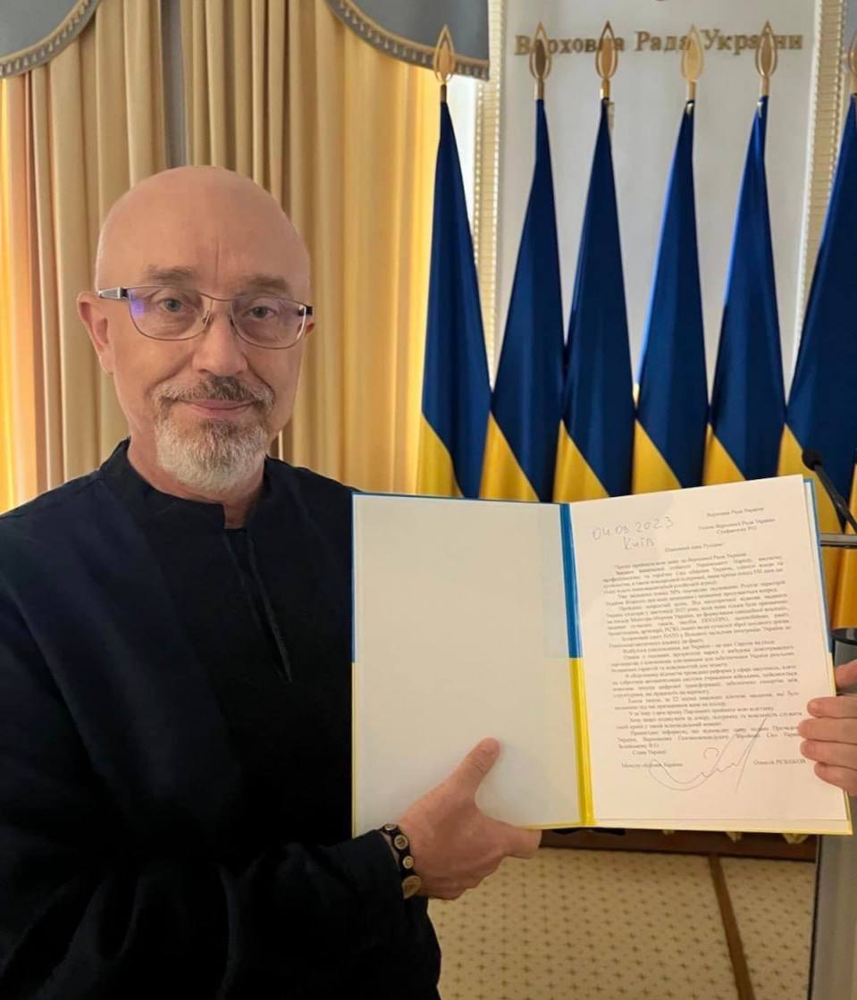 Резніков і Умєров подали у ВРУ заяви про відставку. Оновлено (від 10:04)