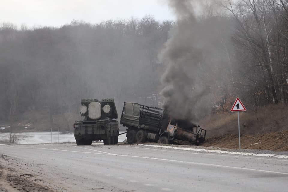 Тероборона розгромила колону ворожої техніки на Чернігівщині