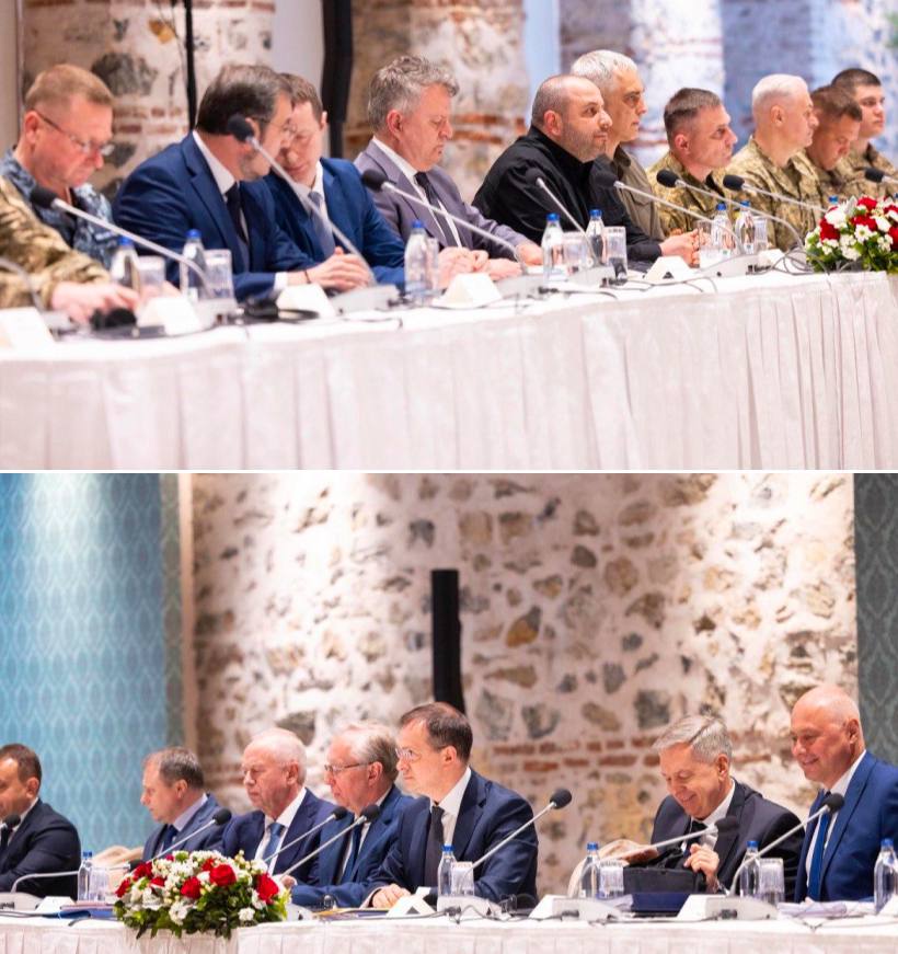 Українська делегація на перемовинах з РФ спілкується через перекладача, - ЗМІ