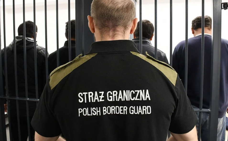З Польщі примусово повернули в Україну двох чоловіків: деталі