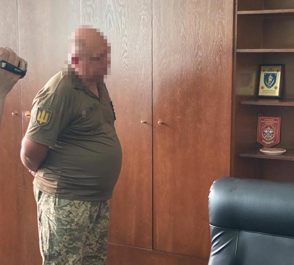 Дніпропетровський військком під час повномасштабної війни надбав майна на 350 тис. доларів