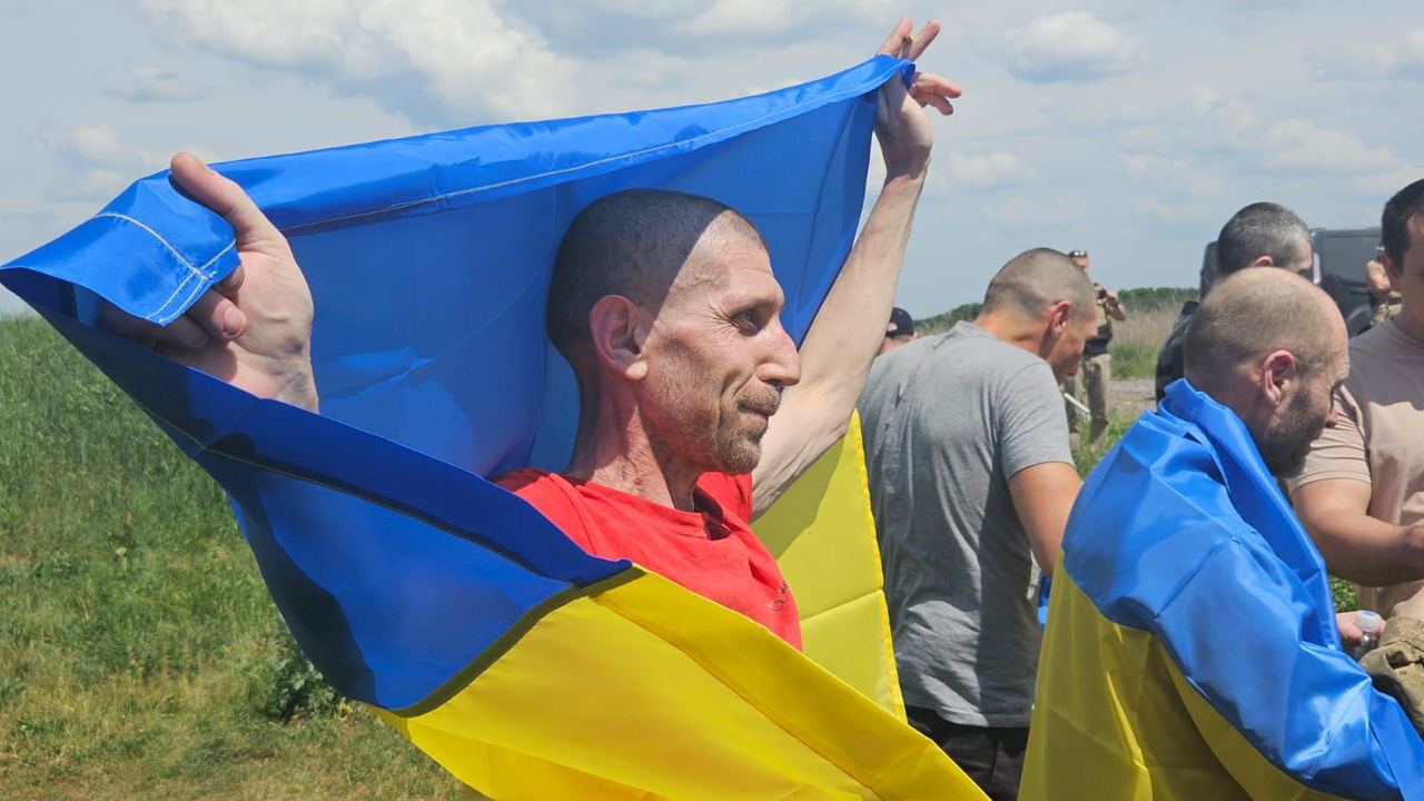 Україна повернула з російського полону 75 українців