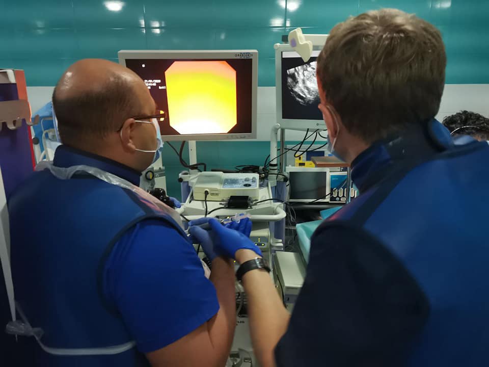 Львівські медики вперше в Україні застосували найсучасніший метод для зупинки кровотеч
