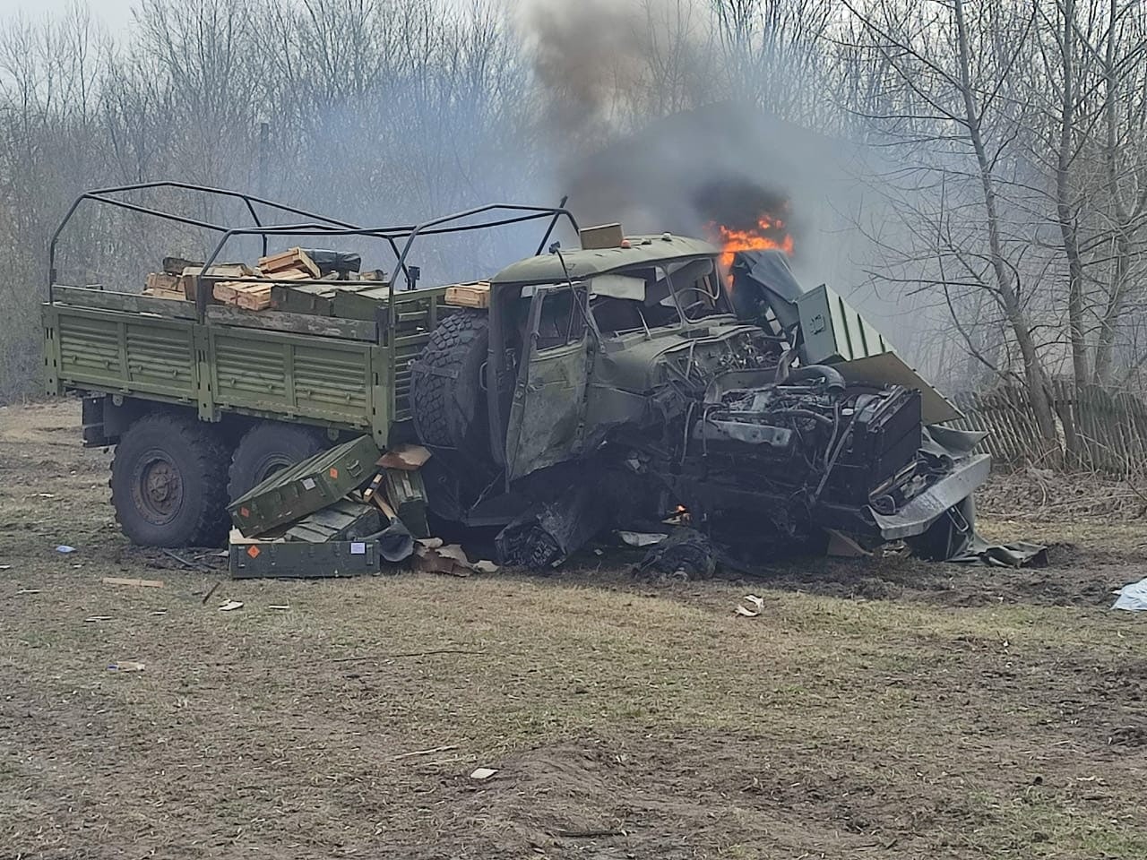 Десантники спалили ворожий "Урал" з боєкомплектом