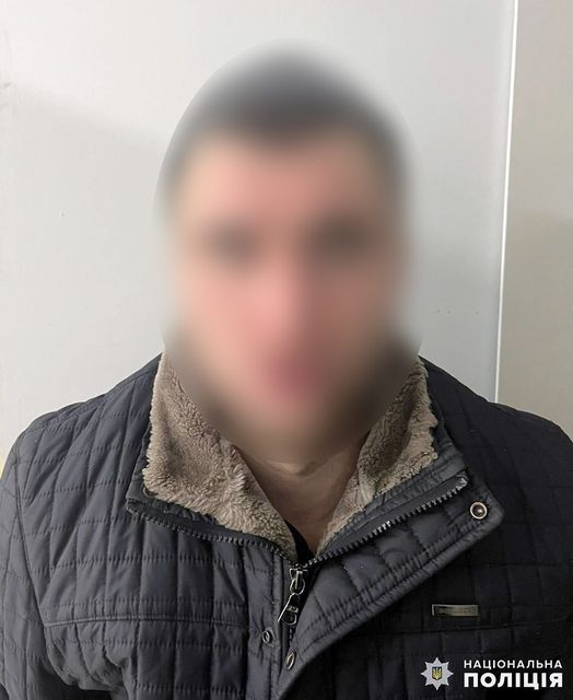 У Хмельницькому чоловік пограбував будинок майже на пів мільйона гривень
